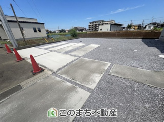 【駐車場】 | ワイウッドコート古河市女沼　第2期　 | 広々とした駐車場はお車を2～3台駐車可能です☆
