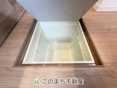 【収納】 | ワイウッドコート古河市女沼　第2期　 | あると便利！！床下収納☆