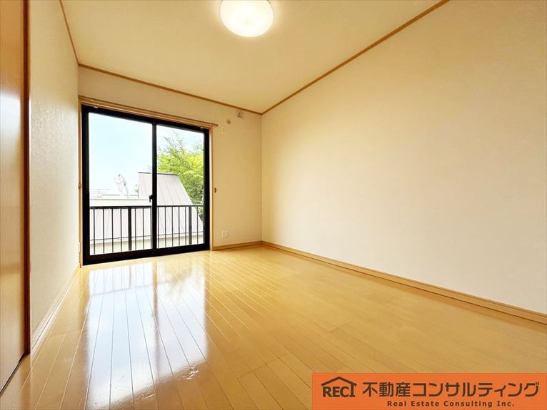 神戸市灘区土山町　中古戸建の寝室