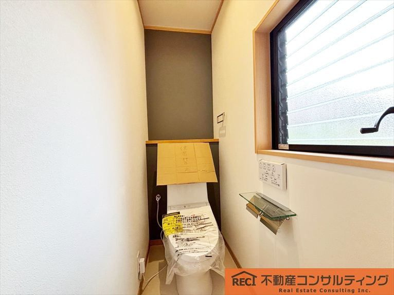 神戸市灘区土山町　中古戸建のトイレ