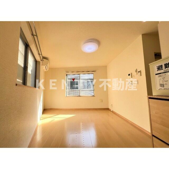 【居間・リビング】 | エスパシオ品川大井 | ゆったり過ごせる居間です