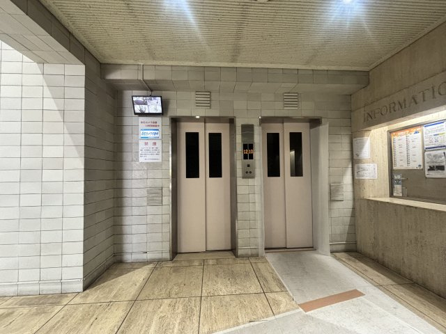 朝日プラザ天神のその他共用部分|エレベーター2基設置