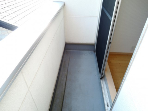 上田辺町貸家のバルコニー