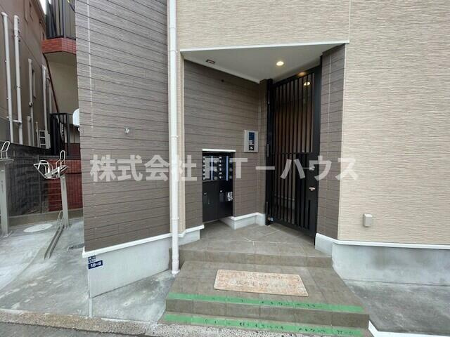 ベイホーム市川（Ｅ－２０２）のエントランス
