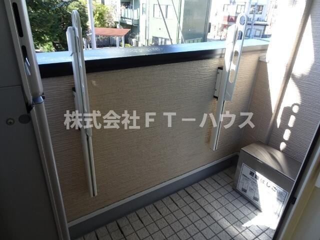 ベイホーム市川（Ｅ－２０２）のバルコニー