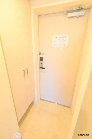 エスリード新大阪SOUTH　仲介手数料無料の玄関