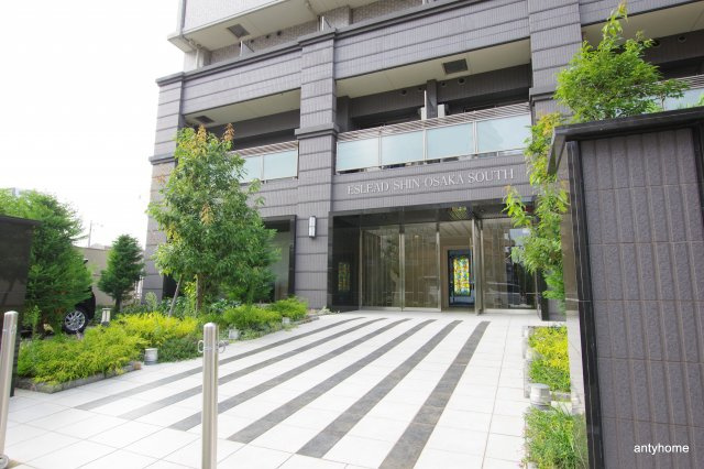 エスリード新大阪SOUTH　仲介手数料無料のエントランス