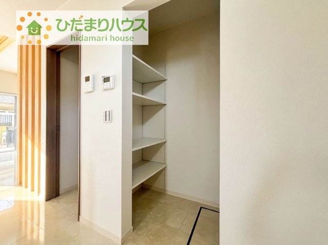 【収納】 | つくばみらい市伊奈東　新築戸建 | パントリー完備で散らかりがちなキッチン回りもラクラクお片付けできちゃいます！(*^-^*)