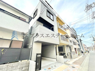 【外観】 | 須磨区大黒町1丁目　新築戸建 | 2駅2路線利用可♪
ウォークインクローゼット・シューズインクローゼット・パントリー付き♪