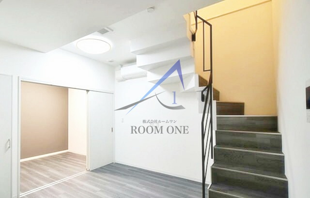 Ｒｅｓｉｄｅｎｃｅ　Ｃａｒｉｔａｓ　Ｄａｉｋａｎｙａｍａの居間・リビング|洋室のお部屋です。