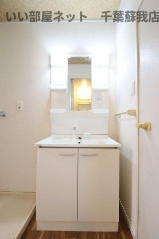 メゾンクレール　参番館の独立洗面台|独立洗面台です