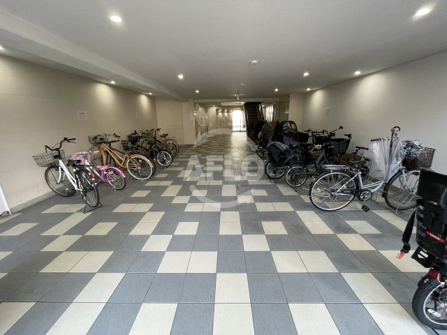 ガーデンハイツ江戸堀　西船場小学校区のその他共用部分|ガーデンハイツ江戸堀　駐輪場