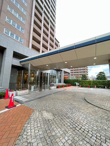 ラピタス31西宮のエントランス
