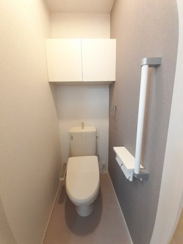 【トイレ】 | アヴェニールＮＩＳＨＩＫＩ　Ⅱ | シンプルで使いやすいトイレです