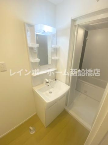 リベルテ村上の独立洗面台
