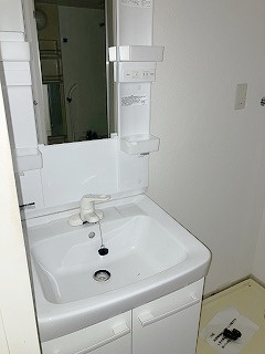 クレール碑文谷の独立洗面台