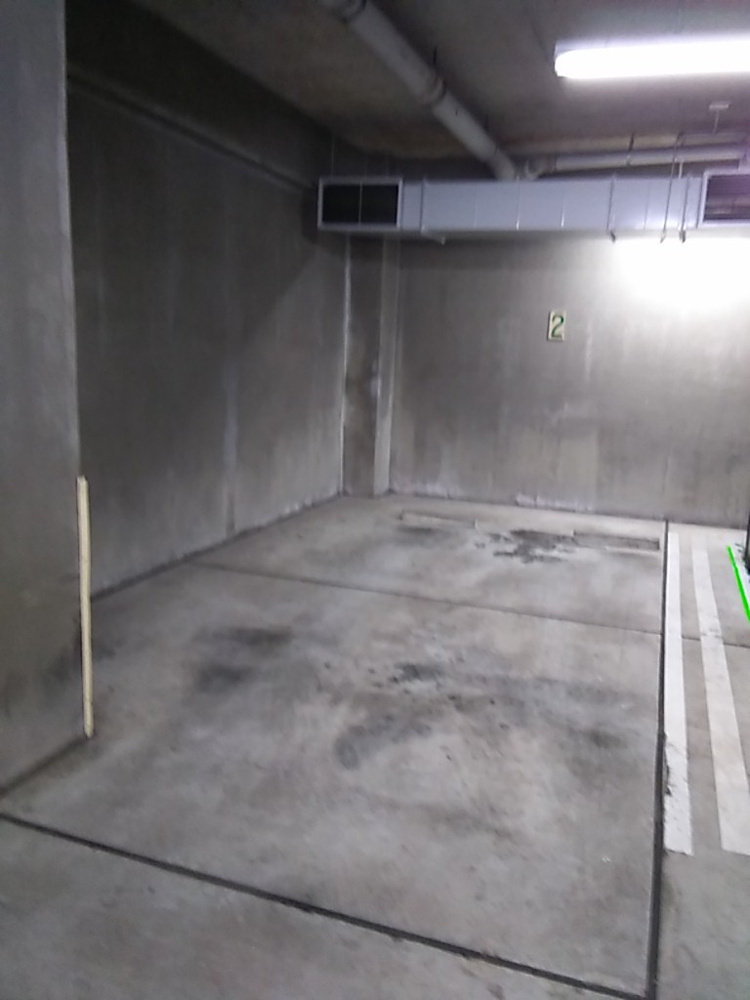 クレール碑文谷の駐車場