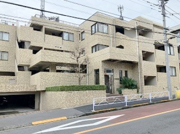 クレール碑文谷の外観