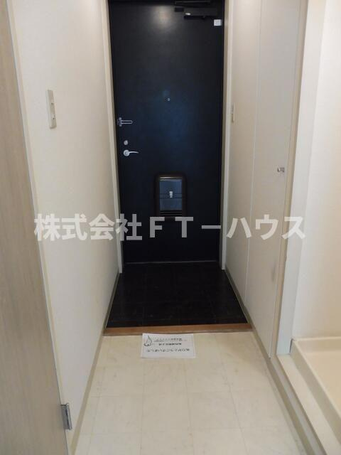 ステラコート行徳の玄関
