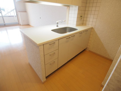 【キッチン】 | ロイヤルパーク多摩川2番館 | きれいなキッチンです