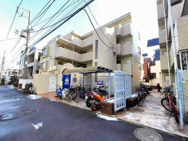 AP64 メゾン・ド・ルメード205（中野新橋）の外観|



