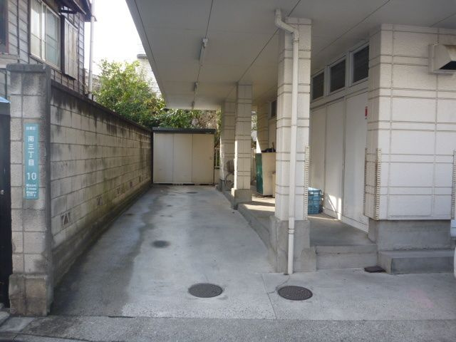 シャンエトワールのエントランス