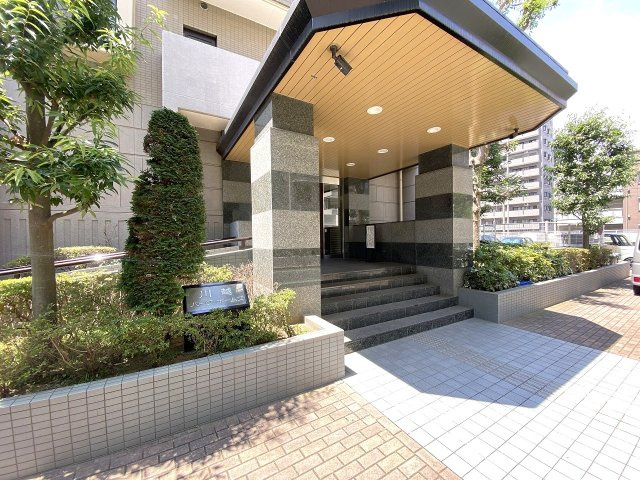 川越パーク・ホームズ|エントランス外