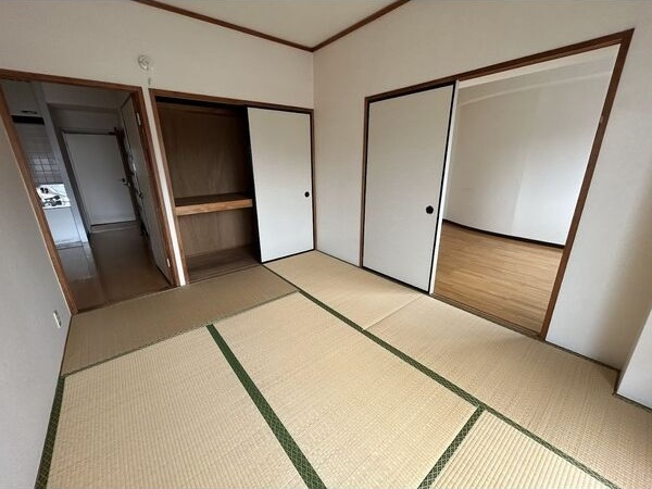 エスパシオ野並の和室