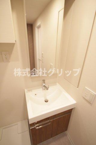 マークス横濱浅間町の独立洗面台