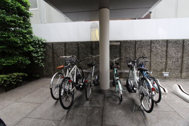 テラス日新のその他共用部分|駐輪場　※参考写真