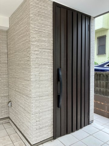 上大崎戸建のエントランス