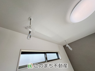 【設備】 | ワイウッドコート古河市女沼　第2期　 | 室内物干し金物標準装備☆