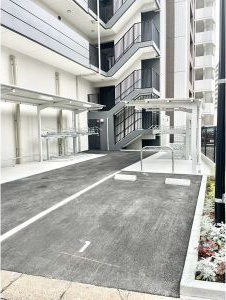 S-RESIDENCE野並駅前broadの駐車場