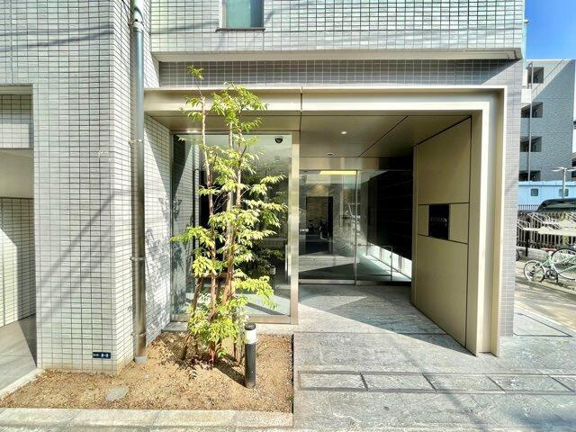 レジディア神楽坂Ⅱのエントランス