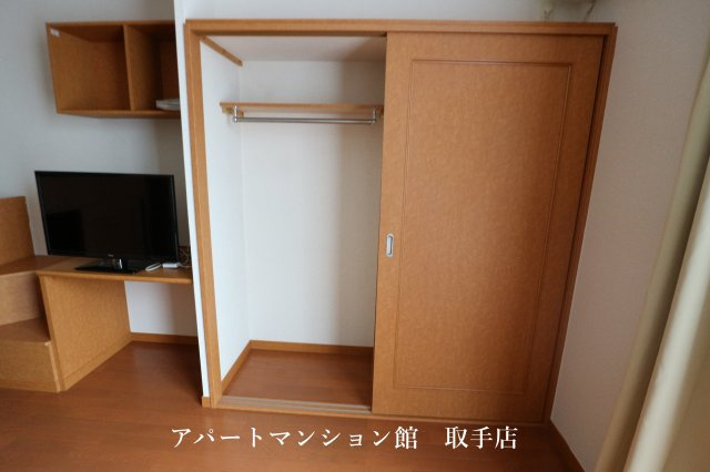 レオパレスムカイハラの収納