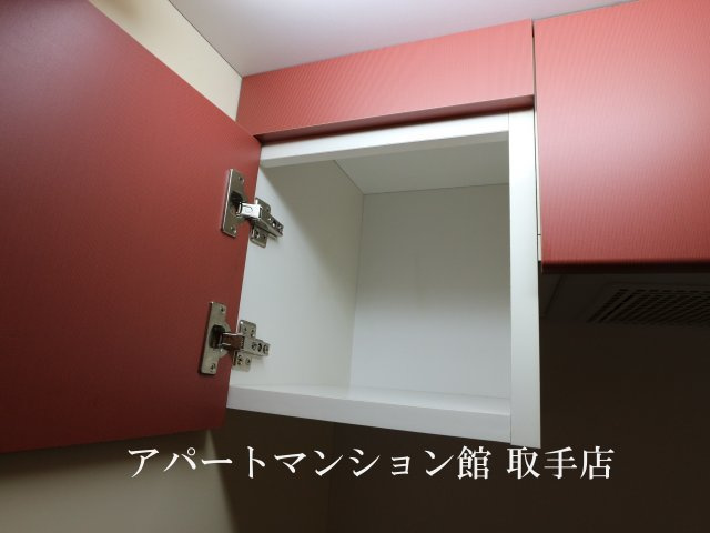 レオパレスラーク取手の収納