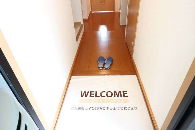 シャルムＨＡの玄関