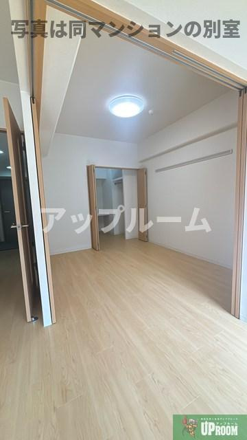 岩倉市栄町１丁目の賃貸マンションの洋室
