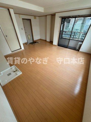 【居間・リビング】 | アイアイ守口ビル