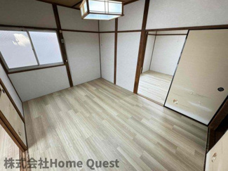 【洋室】 | 久宝寺4丁目貸家