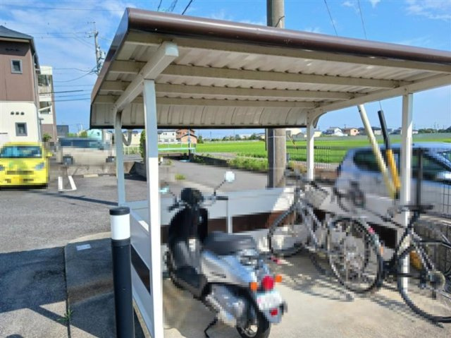 【駐車場】