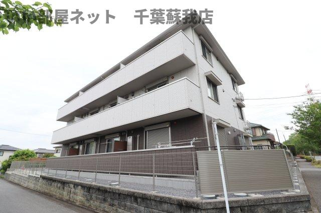 メゾンベース　Aの外観|不動産屋のイメージを変えたい！『いい部屋ネット千葉蘇我店』へ♪