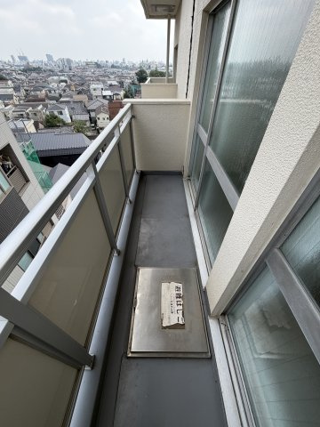 ハイマンションウエスト高円寺のバルコニー