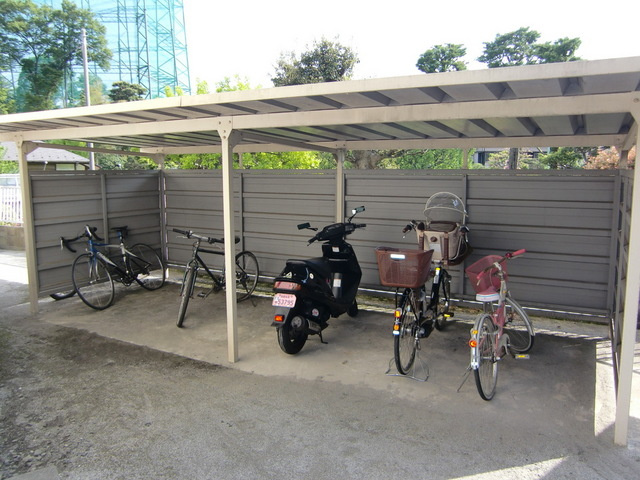 シティハイム　メモリーのその他共用部分|屋根付き駐輪場