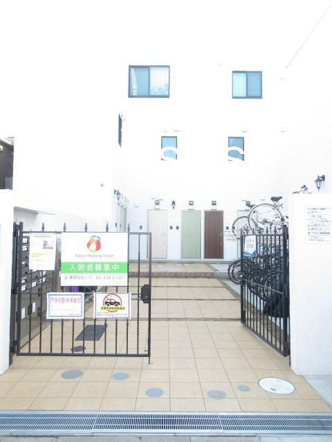 ミハス吉祥寺東町Ⅱのエントランス