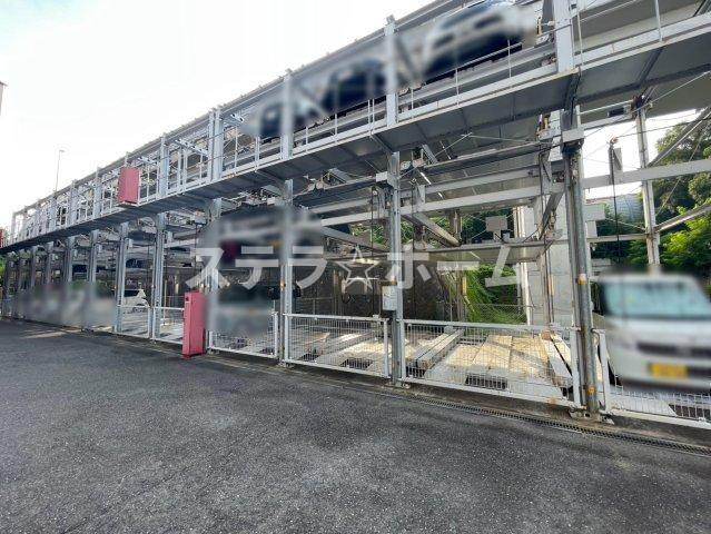 ラウンドスクエア吹田青葉丘の駐車場|駐車場です