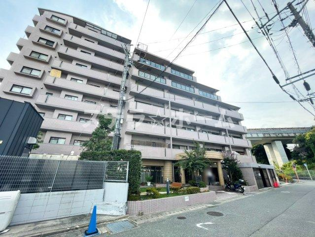ラウンドスクエア吹田青葉丘の外観|建物外観を気になさる方へ、見た目の良い物件です