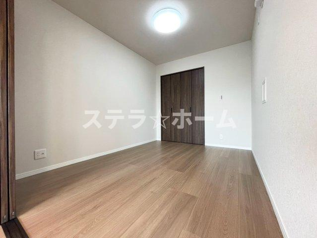 ラウンドスクエア吹田青葉丘の洋室|ゆったりした洋室です