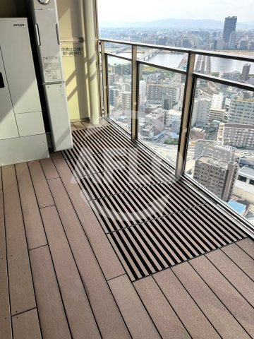 グラングリーン大阪THE NORTH RESIDENCE　扇町小学校のバルコニー|グラングリーン大阪THE NORTH RESIDENCE　バルコニー