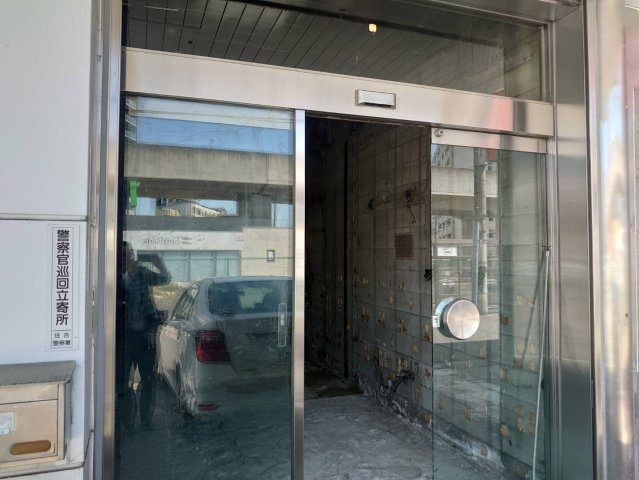 長居東ビルのエントランス